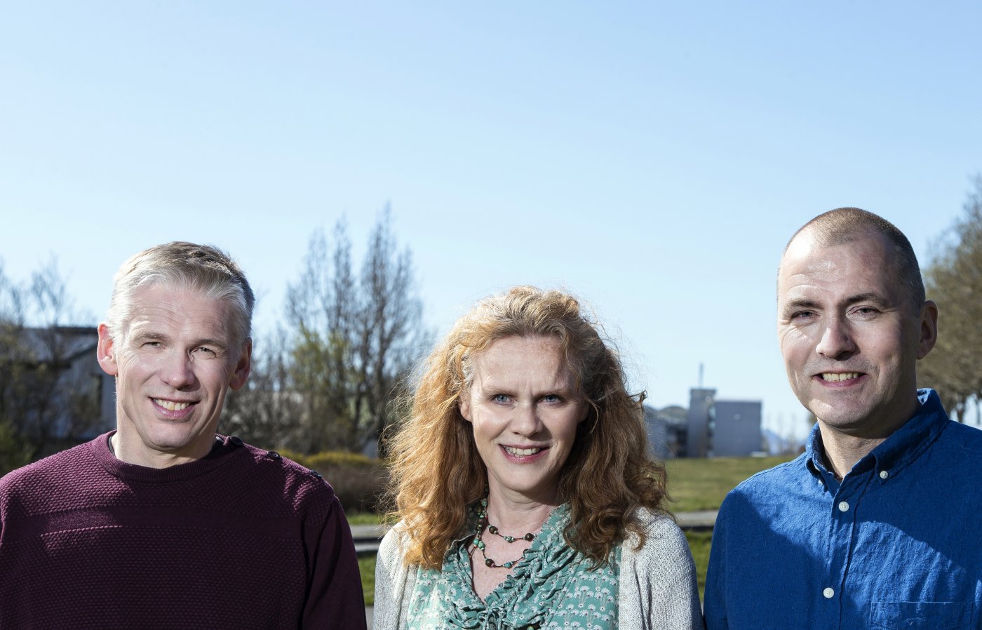 Ritstjórn Smásagna heimsins: Rúnar Helgi Vignisson, Kristín Guðrún Jónsdóttir og Jón Karl Helgason. Ritstjórn Smásagna heimsins: Rúnar Helgi Vignisson, Kristín Guðrún Jónsdóttir og Jón Karl Helgason.