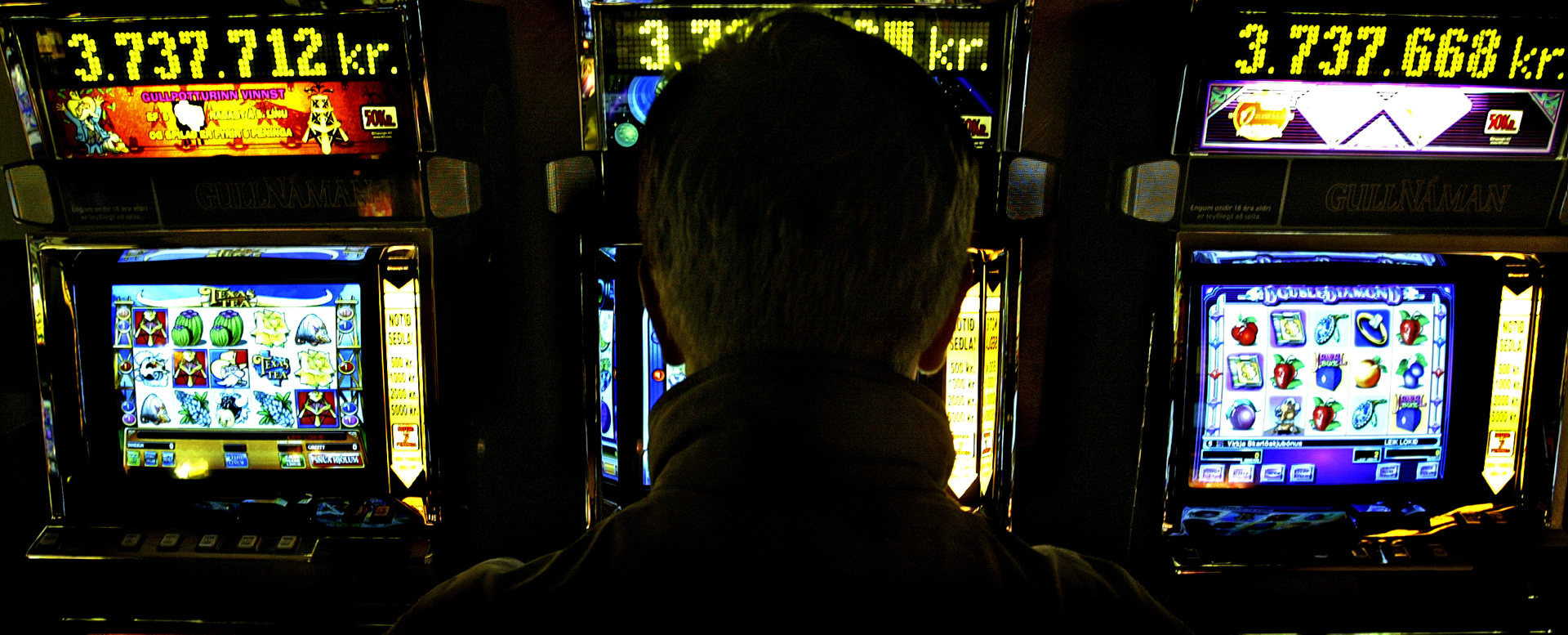 Þátttaka í peningaspilum jókst umtalsvert eftir efnahagshrunið. Spilakassar