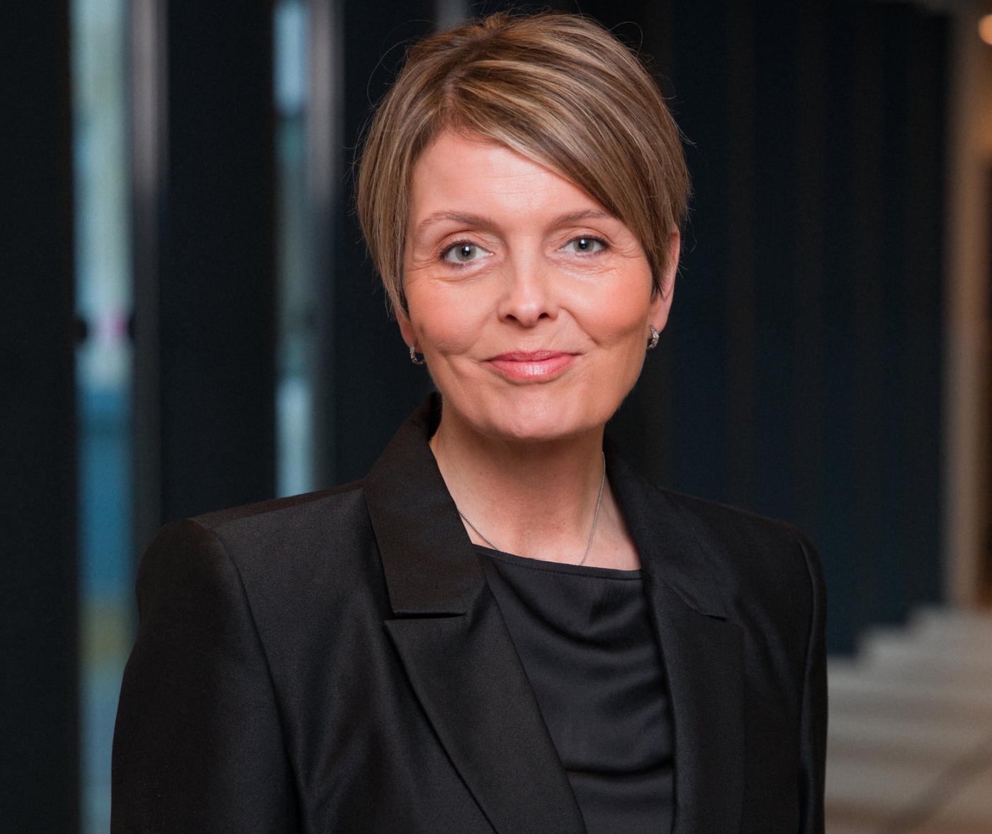 Félag háskólakvenna hefur valið Ástu Dís Óladóttur, prófessor í viðskiptafræði við Háskóla Íslands, Háskólakonu ársins 2025. Ásta Dís Óladóttir