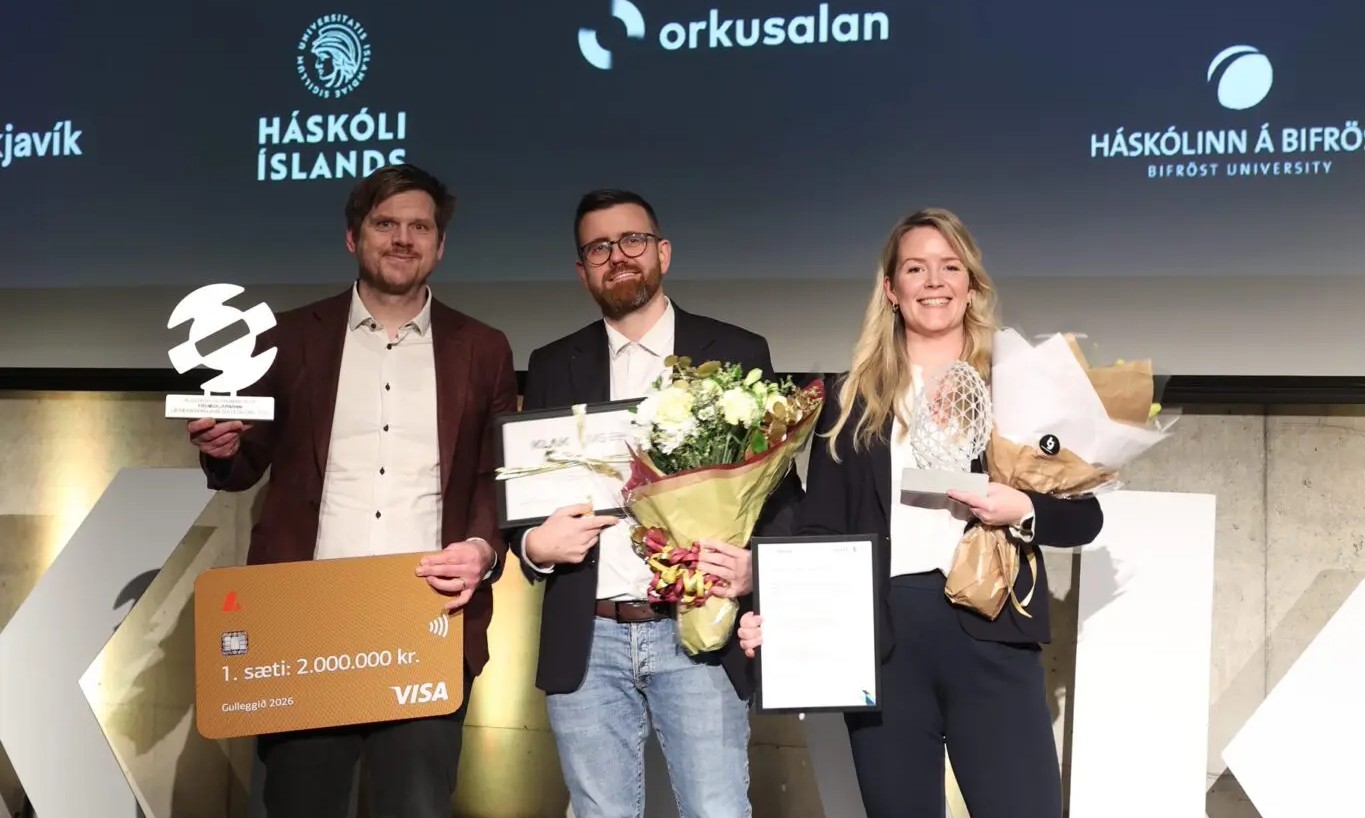 Sigurvegarar Gulleggsins 2026, þau Páll Þór Ingvarsson, Jens Guðmundur Hjörleifsson og Berglind Eva Benediktsdóttir. MYND/Gulleggið Sigurvegarar Gulleggsins 2026 þau Páll Þór Ingvarsson, Jens Guðmundur Hjörleifsson og Berglind Eva Benediktsdóttir.