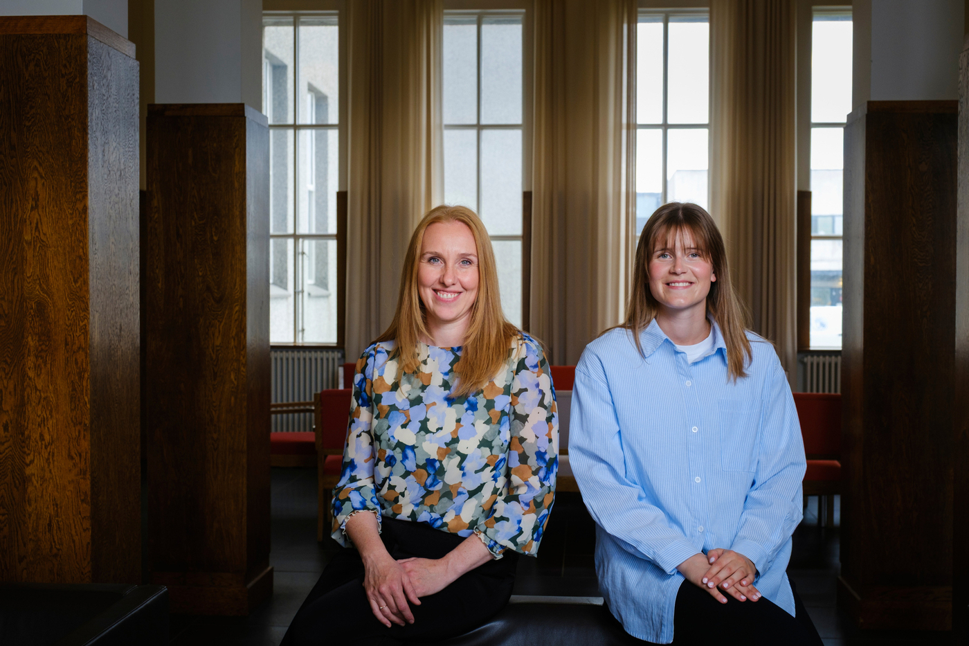 Valborg Guðmundsdóttir, rannsóknalektor við Læknadeild HÍ og Hjartavernd, leiddi rannsóknina en fyrsti höfundur hennar er Hulda Karen Ingvarsdóttir, doktorsnemi í líf- og læknavísindum við Læknadeild HÍ, en verkefnið er byggt á meistaraverkefni hennar í lífupplýsingafræði sem hún hefur unnið áfram í doktorsnámi sínu. MYND/Kristinn Ingvarsson Valborg Guðmundsdóttir og Hulda Karen Ingvarsdóttir