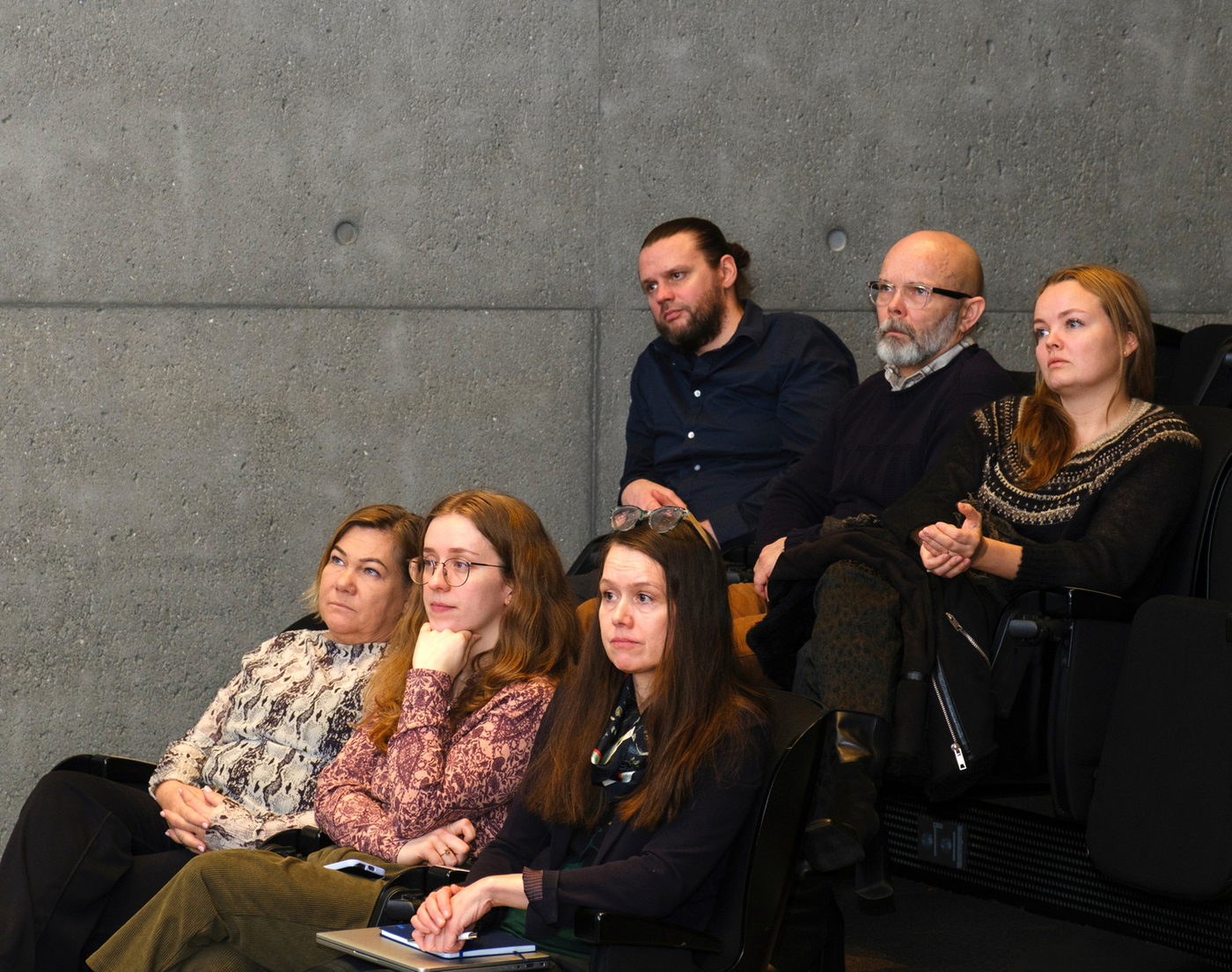 Gestir á málstofunni. Gestir á málstofunni.