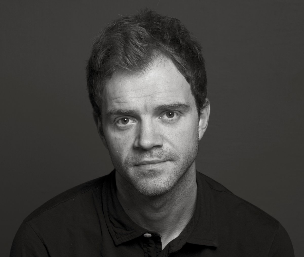 Huldar Breiðfjörð rithöfundur hefur verið ráðinn í lektorsstarf í ritlist innan Íslensku- og menningardeildar og mun hann hefja störf 1. júlí næstkomandi. Huldar Breiðfjörð