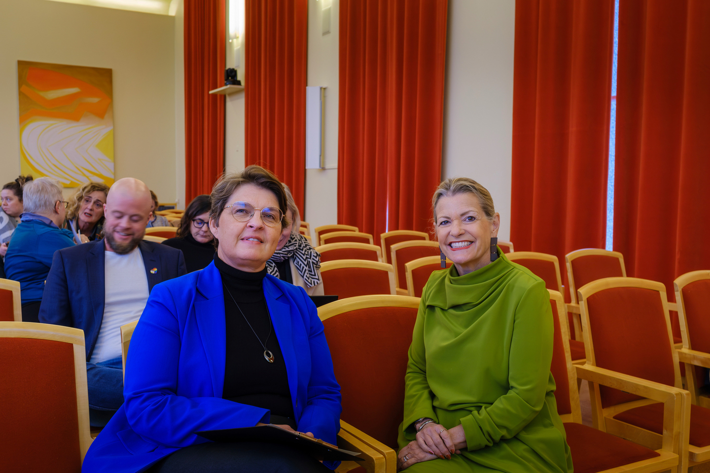 Kolbrún, forseti MVS og dr. Anne Bamford