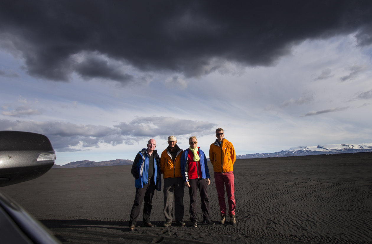 Kristinn Ingvarsson, Konráð Gylfason, Jón Örn Guðbjartsson og Björn Gíslason við Holuhraun - Mynd: Kristinn Ingvarsson