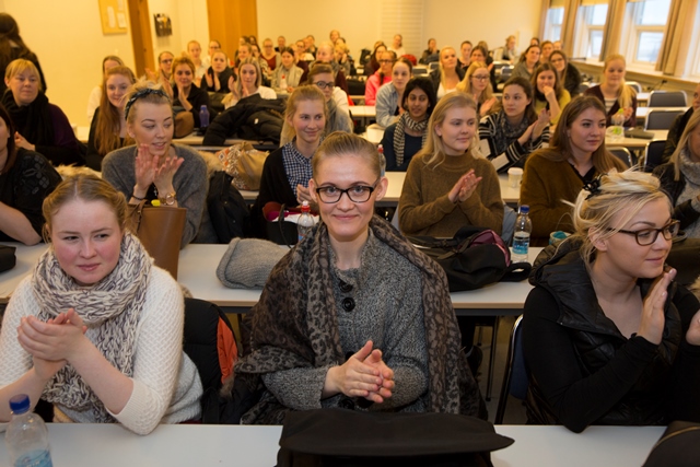 Nemendur við Hjúkrunarfræðideild. Nemendur við Hjúkrunarfræðideild.