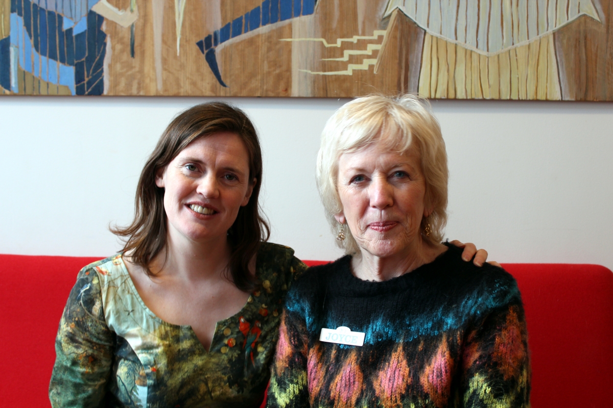 Frá vinstri: Elfa Þöll Grétarsdóttir, aðjúnkt við Hjúkrunarfræðideild, og Joyce Simard, félagsfræðingur. Elfa Þöll Grétarsdóttir, aðjúnkt við Hjúkrunarfræðideild, og Joyce Simard, félagsfræðingur.