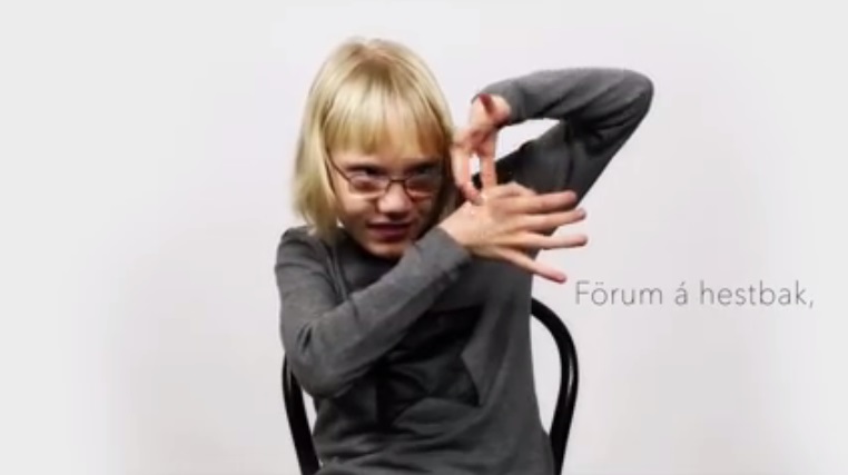 Úr þakkarmyndbandi meistaranemanna vegna styrktarsöfnunarinnar Upplifun fyrir alla. Úr þakkarmyndbandi meistaranemanna vegna styrktarsöfnunarinnar Upplifun fyrir alla.