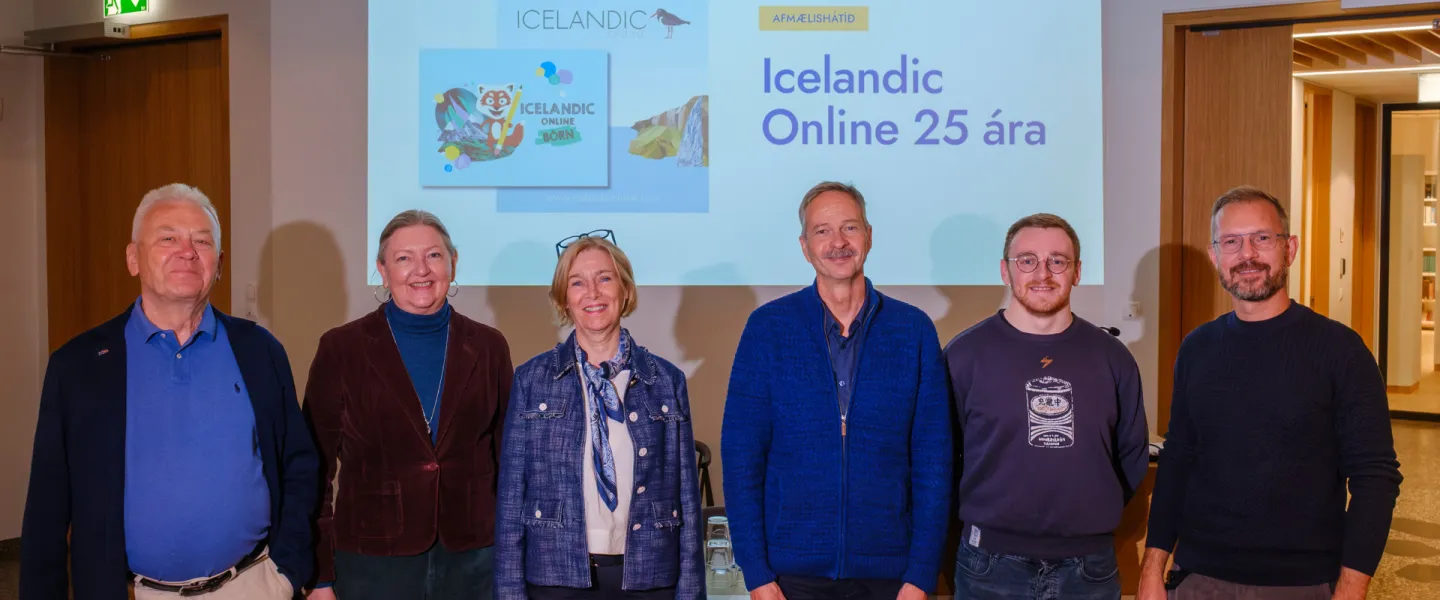 Aðstandendur Icelandic Online