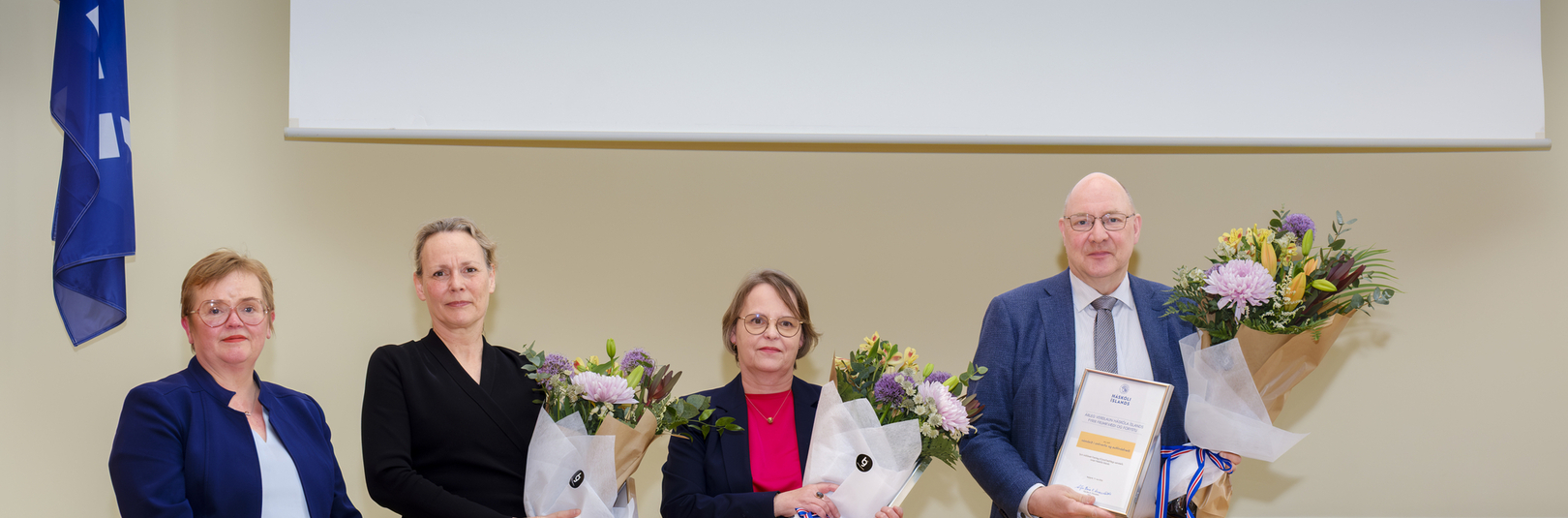 Námsleið í umhverfis- og auðlindafræði hlýtur ársfundarverðlaun HÍ - á vefsíðu Háskóla Íslands