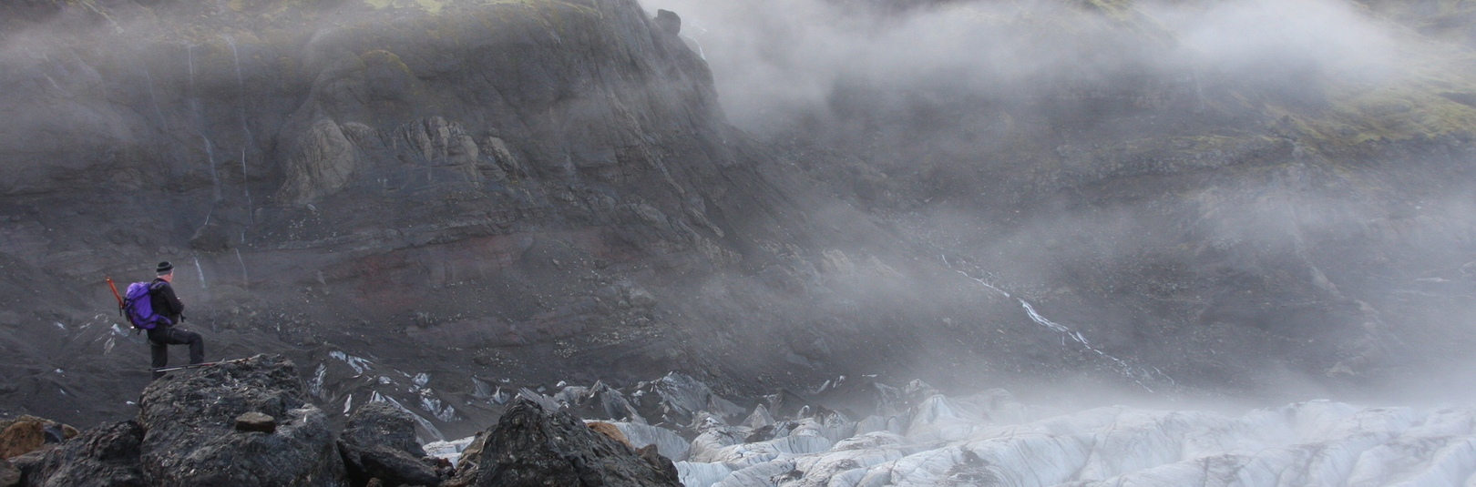 „Náttúran er ekkert að fara í frí“- hættulegar aðstæður myndast vegna hlýnandi veðurfars og hörfunar jökla - á vefsíðu Háskóla Íslands