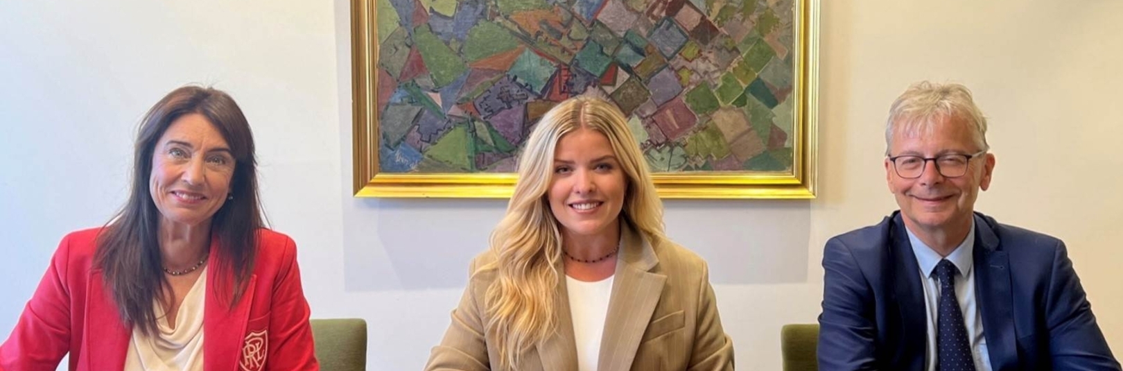 Viljayfirlýsing um aukið samstarf eða mögulega sameiningu HÍ og Hólaskóla - á vefsíðu Háskóla Íslands