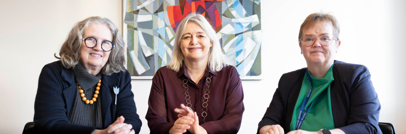 HÍ og Árnastofnun vinna saman að eflingu íslenskra fræða - á vefsíðu Háskóla Íslands