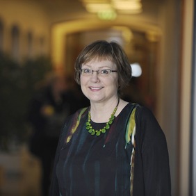 Arna H. Jónsdóttir