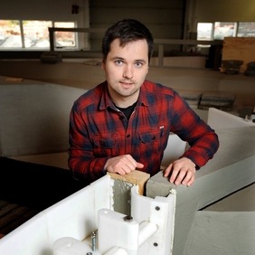 Ágúst Guðmundsson