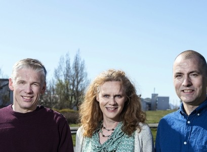 Ritstjórn Smásagna heimsins: Rúnar Helgi Vignisson, Kristín Guðrún Jónsdóttir og Jón Karl Helgason.