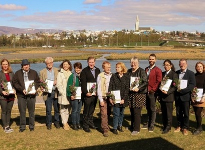 Styrkþegar og fulltrúar þeirra ásamt rektor Háskóla Íslands og stjórn Áslaugarsjóðs.