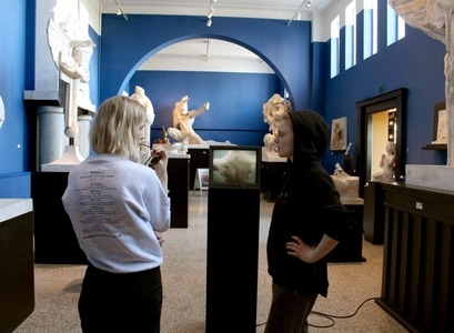 Nemendur að störfum í Listasafni Einars Jónssonar