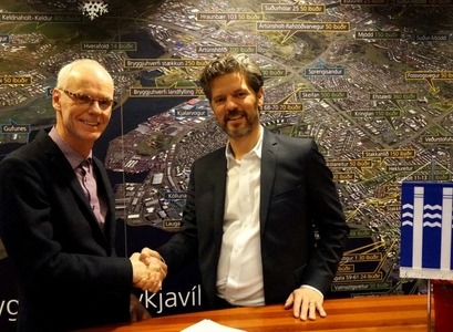 Eiríkur Hilmarsson og Dagur B. Eggertsson borgarstjóri við undirritun samkomulagsins fyrir jól.
