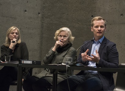 Þau Helgi Héðinsson, sálfræðingur hjá Líf og sál, Lára V. Júlíusdóttir, hæstaréttarlögmaður og formaður fagráðs Ríkislögreglustjóra, og Þóra Sigfríður Einarsdóttir, sálfræðingur hjá Domus Mentis og formaður fagráðs Háskóla Íslands, fluttu erindi.