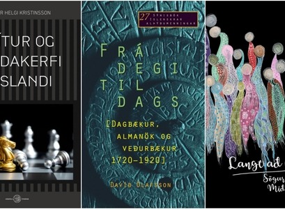 Kápur þriggja bóka.