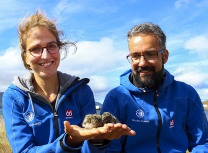 Verónica Méndez Aragón og José Alves með tjaldsunga