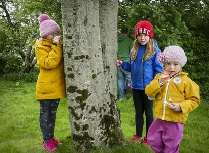 Þátttakendur í pöddugöngu fyrir ári