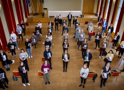 Styrkþegar úr Afreks- og hvatningarsjóði ásamt rektor og stjórn sjóðsins.