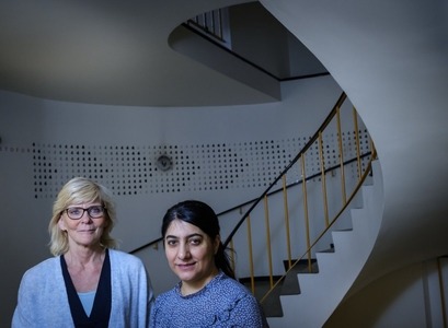 Hanna Ragnarsdóttir, prófessor í fjölmenningarfræðum við Menntavísindasvið, og Susan Rafik Hama, doktorsnemi á sama sviði,