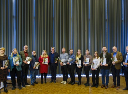 Nýir meðlimir í Kennsluakademíu opinberu háskólanna ásamt rektor Háskóla Íslands