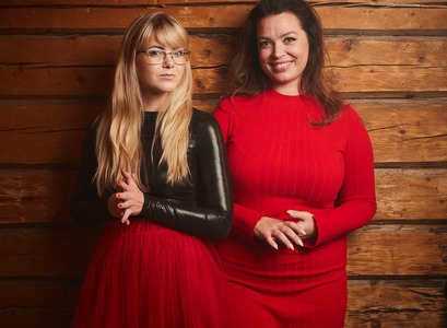 söngkonurnar Marína Ósk og Stína Ágústs 