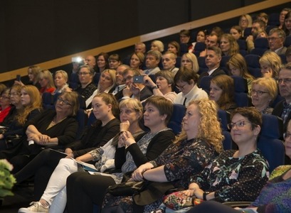 Frá brautskráningu Endurmenntunar Háskóla Íslands