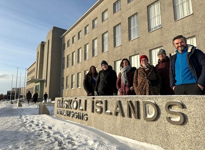 Á myndinni eru frá vinstri: Sigurbjörg Jóhannesdóttir, Háskóla Íslands; Simonas Šabanovas og Karolina Levanaitė, Háskólanum í Vilnius, Litháen; Nina Vombergar, Háskólanum í Ljubljana, Slóvaníu; Tautvydas Bokmota, The Critical, Litháen og Thomas Dezelan, Háskólanum í Ljubljana, Slóveníu. Ljósmyndari: Tryggvi Már Gunnarsson. 