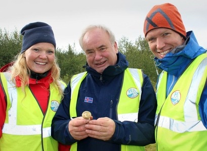 Gísli Már Gíslason og fulltrúar Ferðafélagsins 