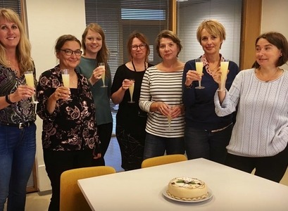 Stjórnendur sumarskólaverkefnisins Gender and Philosophy eftir lok síðasta sumarskólans í femínískri heimspeki við Háskólann í Oslo. Frá hægri Tove Pettersen (Oslo), Erika Ruonakoski (Jyväskylä), Elsa Haraldsdóttir (Háskóli Íslands), Pia Söndergard (Oslo), Antje Gimmler (Álaborg) og Martina Reuter (Jyväskylä).