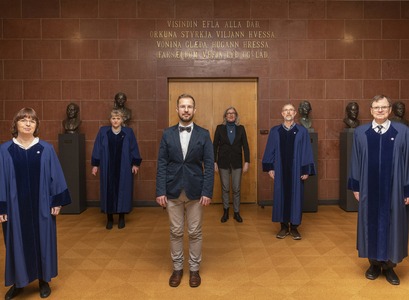 " Ebba Þóra Hvannberg, Oddný Sverrisdóttir, Branislav Bédi, Birna Arnbjörnsdóttir, Hrafn Loftsson og Guðmundur Hálfdanarson"