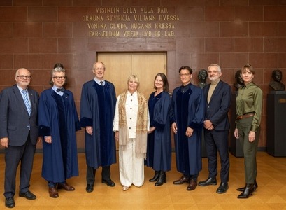 Gauti Kristmannsson, Haraldur Bernharðsson, Ástráður Eysteinsson, Tinna Gunnlaugsdóttir, Guðrún Kristinsdóttir, Ásgrímur Angantýsson, Magnús Þór Þorbergsson og Brynja Þorgeirsdóttir.