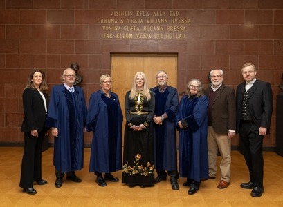 Aðalheiður Guðmundsdóttir, Gauti Kristmannsson, Þórunn Sigurðardóttir, Teresa Dröfn Freysdóttir Njarðvík, Jon Gunnar Jørgensen, Ólöf Garðarsdóttir, M. J. Driscoll og Haukur Þorgeirsson.
