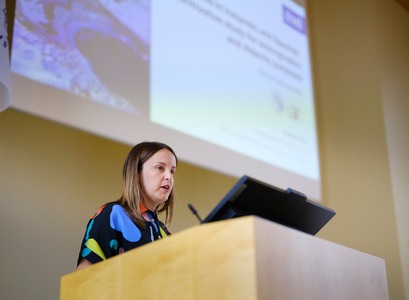 Nuria Frías Jiménez flutti doktorsfyrirlestur í spænsku við Mála- og menningardeild Háskóla Íslands í Hátíðasal í Aðalbyggingu fimmtudaginn 21. ágúst síðastliðinn. 