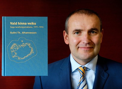 Út er komin bókin Vald hinna veiku. Saga landhelgismálsins, 1971-1974 eftir Guðna Th. Jóhannesson, Jóns Sigurðssonar prófessor í sagnfræði við Háskóla Íslands.