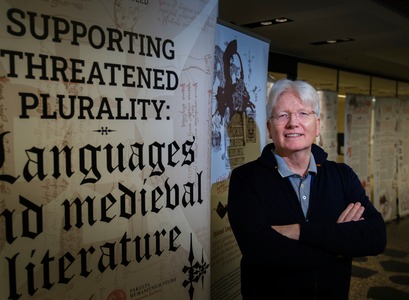 Torfi Tulinius, prófessor við Íslensku- og menningardeild og einn af skipuleggjendum sýningarinnar í Eddu. Torfi Tulinius, prófessor við Íslensku- og menningardeild og einn af skipuleggjendum sýningarinnar í Eddu.