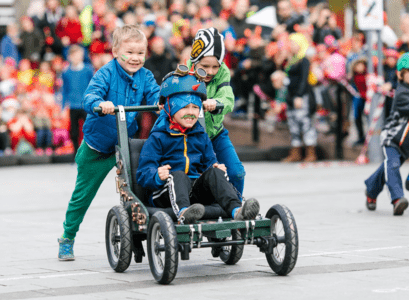 Út er komið nýtt þemahefti um starfsemi frístundaheimila en stjórnvöld gáfu nýverið út markmið og viðmið um gæði starfs á frístundaheimilum hér á landi. MYND/Styrmir Kári fyrir Morgunblaðið