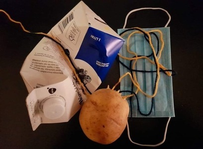 Meistaranemar í list- og verkgreinakennslu hafa undanfarið unnið hörðum höndum að skipulagningu viðburða fyrir Barnamenningarhátíð Reykjavíkur. Viðburðirnir eru liður í námskeiði um miðlun list- og verkgreina og er þeim ætlað að stuðla að margs konar sköpun barna. Hátíðin hófst með setningarathöfn í Listasafni Reykjavíkur 20. apríl og stendur hún til 14. júní.