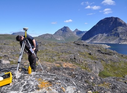 Orri Vésteinsson við rannsóknir á Grænlandi.