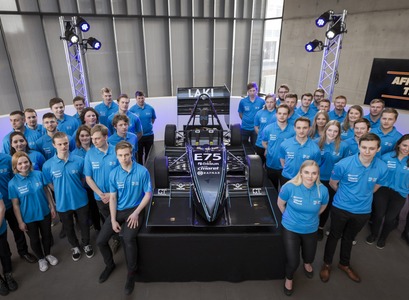 Tam Spark liðar með TS17 sem einnig ber nafnið Laki.