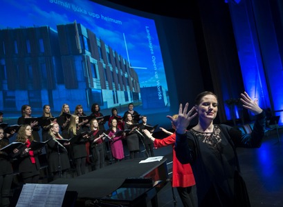 Hátíðardagskrá við vígslu Veraldar - húss Vigdísar