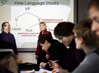 Rannsóknir í sögulegri setningarfræði snúast ekki aðeins um fjarlæga fortíð heldur breytingar í samtímanum.