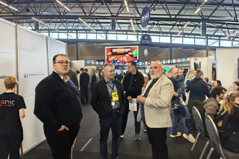 Sigfús Ingi að ræða við Ráðherra og fleiri V2026 HÍ á Hólum