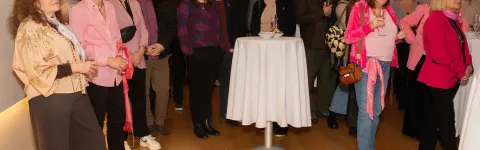 göngum saman
