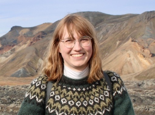 Miðbiksmat í jarðeðlisfræði - Ylse Anna de Vries